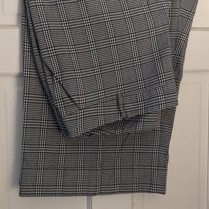 Wide Legged Capri Black and White Dress Pants